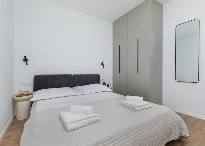Luci Apartment, *