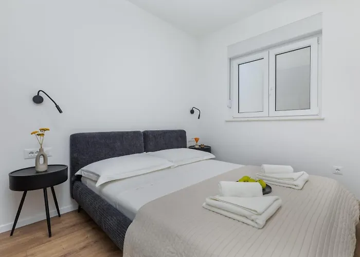 Luci Apartment, Omiš
